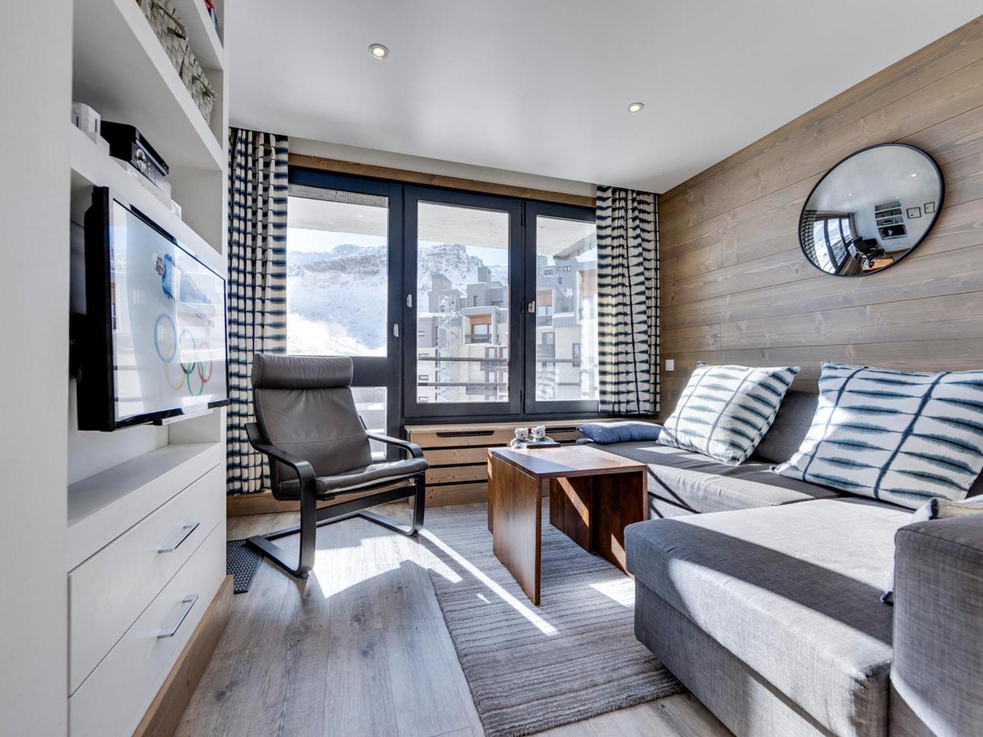 A Val Claret, Pres Des Commerces Et Pistes, Wifi Et Balcon Inclus - Fr-1-641-26 Appartement *
